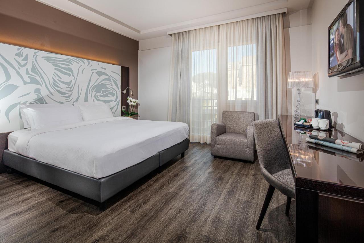 Hotel Franz Градиска-д’Изонцо Экстерьер фото