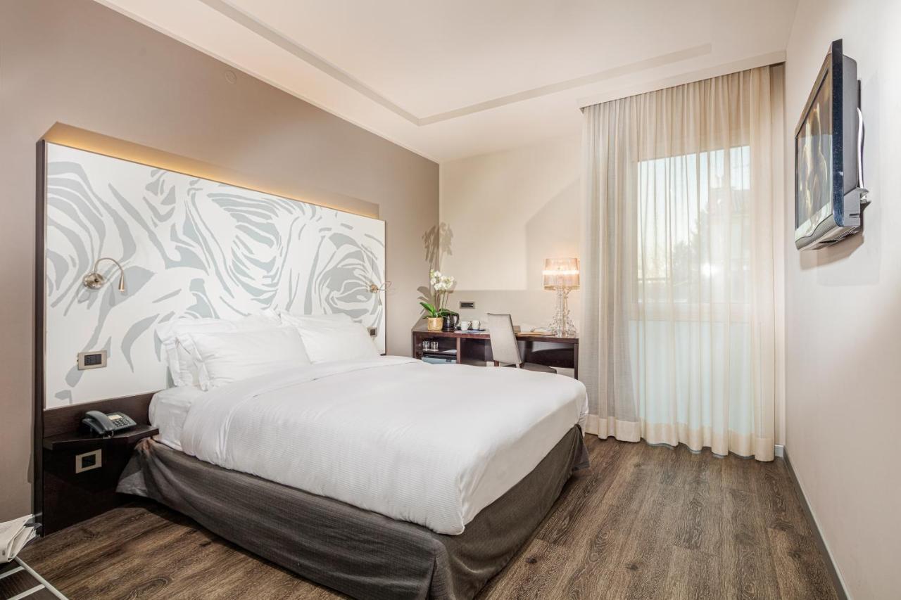 Hotel Franz Градиска-д’Изонцо Экстерьер фото
